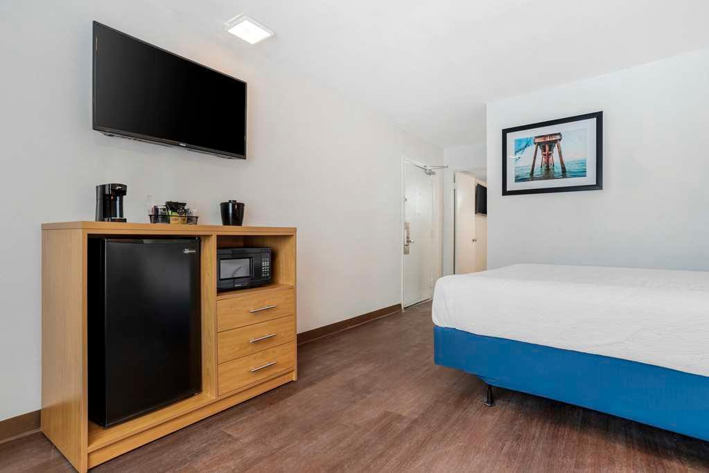 Chateau Beachfront Hotel, A By The Sea Resort パナマシティービーチ エクステリア 写真