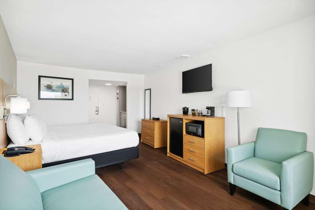 Chateau Beachfront Hotel, A By The Sea Resort パナマシティービーチ 部屋 写真