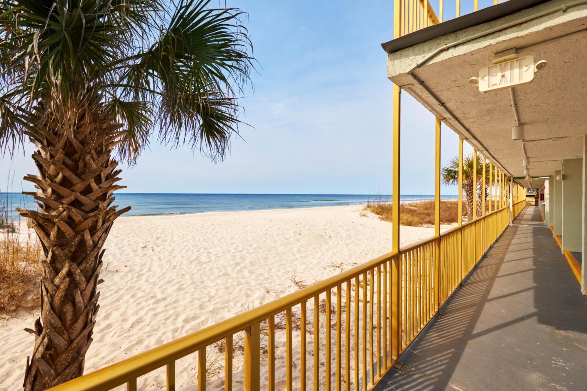 Chateau Beachfront Hotel, A By The Sea Resort パナマシティービーチ エクステリア 写真